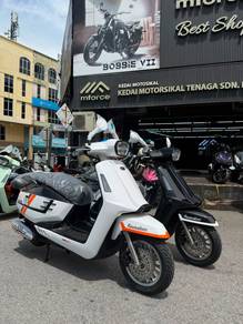 Brixton MOUCCA 250