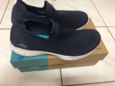 Skechers You Define-Allegra Slip On Comfort Walkin