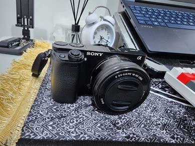 Sony A6000 with 2 lens