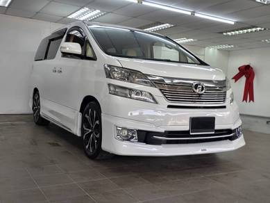 2013 Toyota Vellfire V L-EDITION