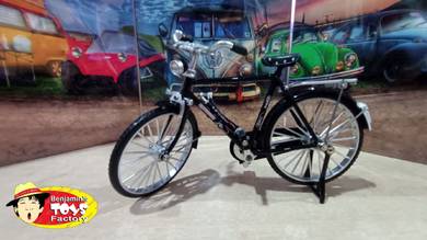 1:10 Classic Bicycle Alloy Model 3
