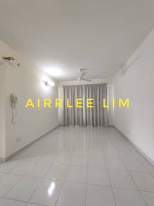 Condominium For Rent in All Seasons Park