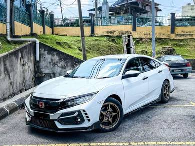 Honda Civic TC-PREMIUM in Desa Petaling, KUL