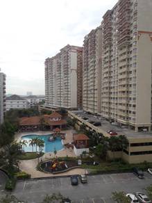 Condominium For Rent in Koi Tropika