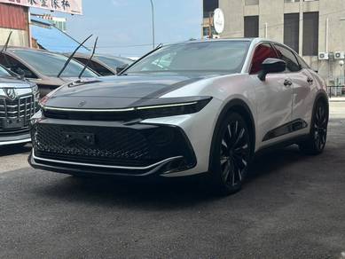 Toyota Crown CROSSOVER RS ADVANCED in Klang, SGR