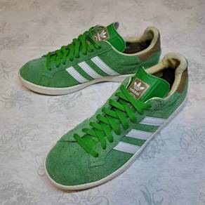 9.5UK Adidas Grand Prix
