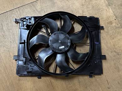 Mercedes Benz C-Class W205 Radiator Auto Fan NEW