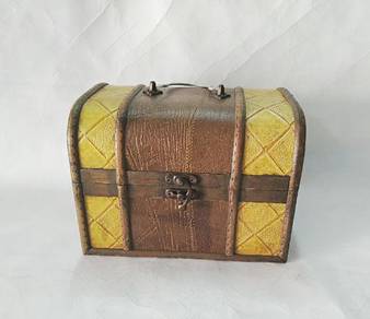 Vintage Mini Wood Treasure Box