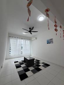 Condominium For Rent in I-Santorini