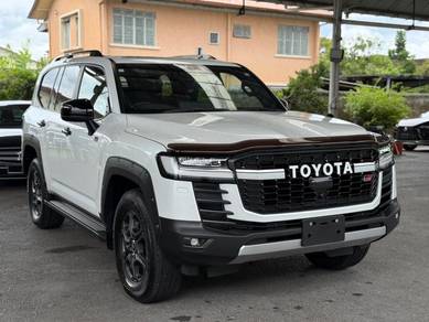 2023 Toyota Land Cruiser GR SPORT