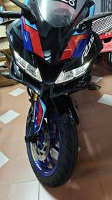 Yamaha R15
