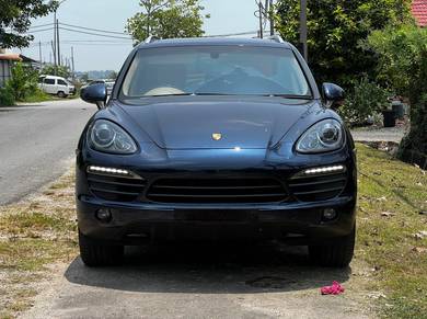 2011 Porsche Cayenne S S