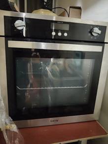 Oven 