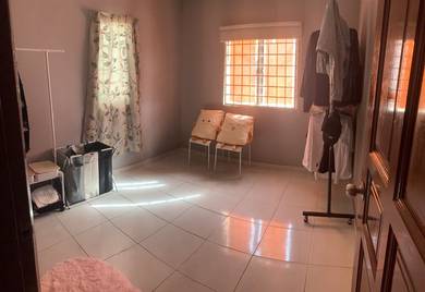 Condominium For Sale in Endah Regal