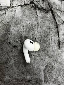 AirPods Pro Gen 2 Left Earbud Only