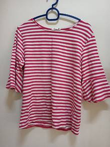 Red white round neck striped t-shirt