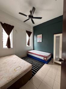 Room in Subang Bestari, SGR