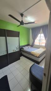 Room in Bandar Tasik Selatan, KUL