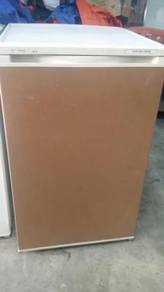 Recond Elba Ice Beku Frozen Box Freezer Peti Ais
