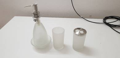 Bathroom Set (Glass)