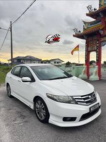 Honda City E in Port Klang, SGR