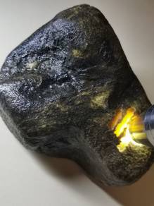 Bongkah Mentah Jadeite Kuning Ais Burma (Gred A)