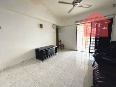 Flat For Sale in Desa Baiduri