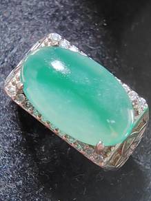 Giok Jadeite Jed "Bunga Hijau" Gred Ais Burma Asli