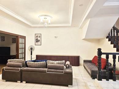 Semi-Detached House For Rent in Kuching,SWK