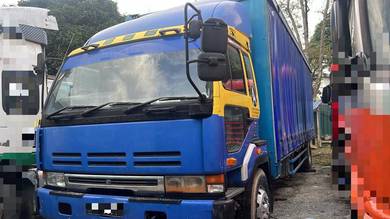 Nissan UD 10 TON