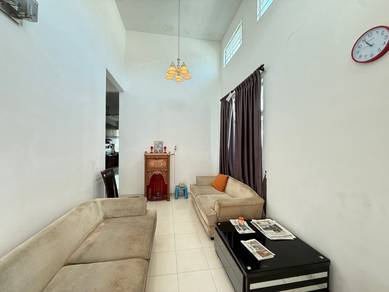 1-storey Terraced House For Sale in Cheng,MLK