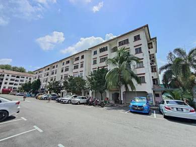 Apartment For Sale in Goodyear Court 10