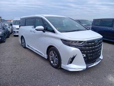 Toyota Alphard Z in Damansara, KUL