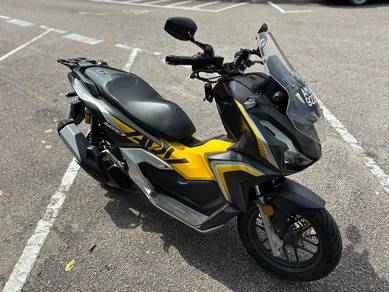 Honda ADV 160