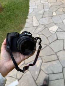 canon eos r50