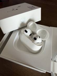 Apple AirPods 3rd Gen with MagSafe Charging Case