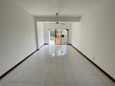 Apartment For Sale in Casa Venicia Apartment