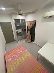 Condominium For Rent in T-Parkland @ Templer Park