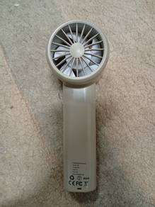 Handheld fan
