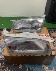 Toyota Corolla AE111 1996-1997 Head Lamp