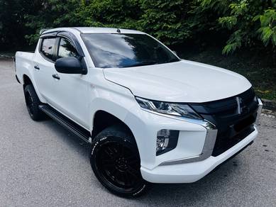 Mitsubishi Triton VGT ATHLETE in Kajang, SGR