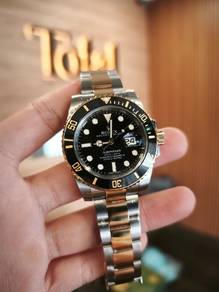 Pre-owned 116613LN 2017
Rolex Submariner Date Half