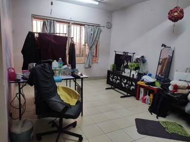 Apartment For Sale in Plaza Metro Prima