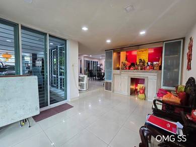Semi-Detached House For Sale in Klang,SGR