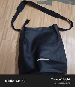 rawrow sling bucket bag 