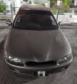 Proton Satria GLi in Taman Melawati, KUL
