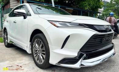 Toyota Harrier Z in Kepong, KUL