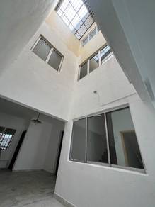 2.5-storey Terraced House For Sale in Rawang,SGR