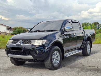 Mitsubishi Triton in Kajang, SGR