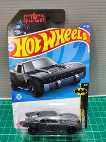 Hotwheels Batmobile Batman DC Series